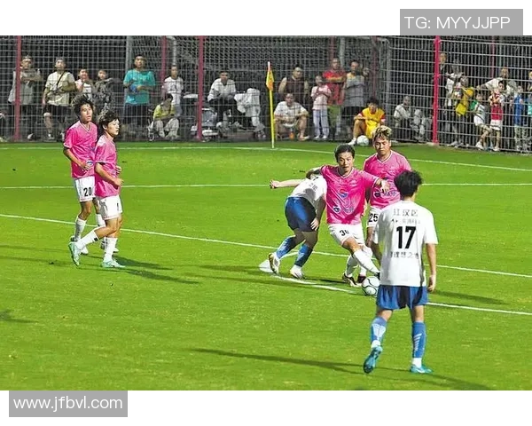 重庆足球队与武汉足球队赛后分析：力量对决的深度解读与启示